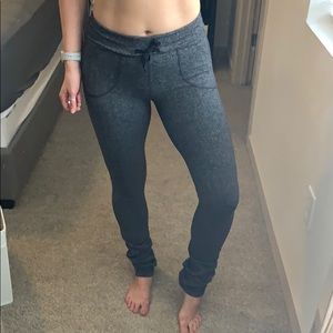Lululemon Skinny Will Plant